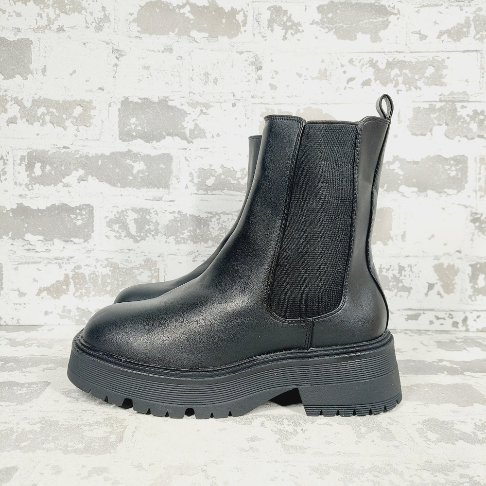 New MIA Women's Leigha Elastic-Side Platform Black Bootie Boots D271